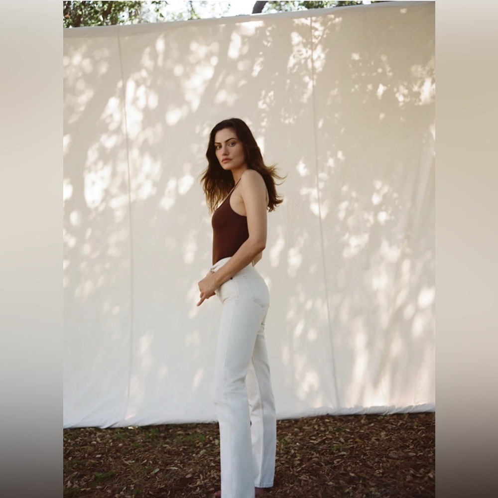 Reformation Cream Cynthia High Rise Straight Leg Jeans size 23 100% Cotton